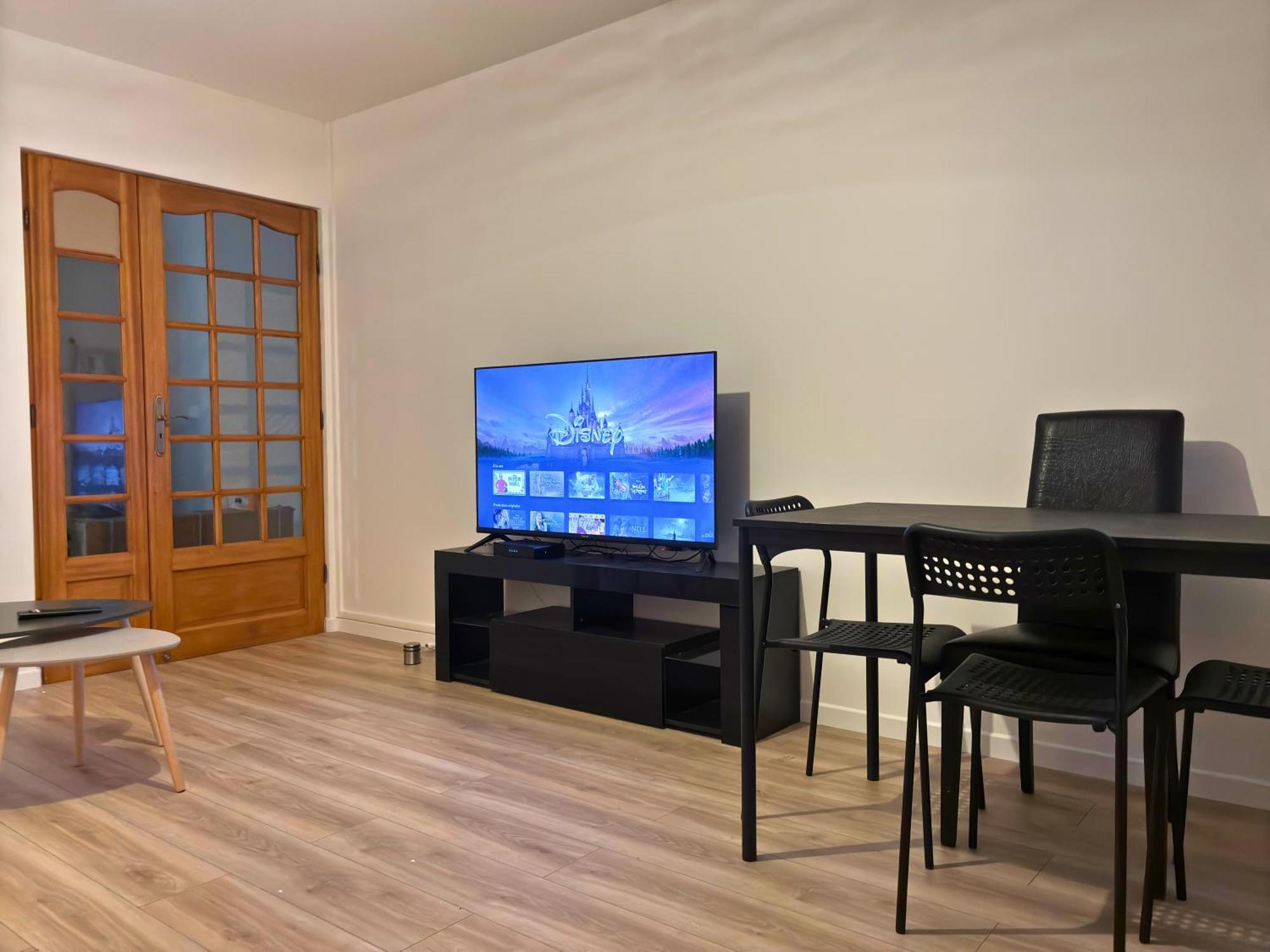 La Tour - Tout Confort - Hypercentre - Balcon #Sirdest Franconville  Luaran gambar